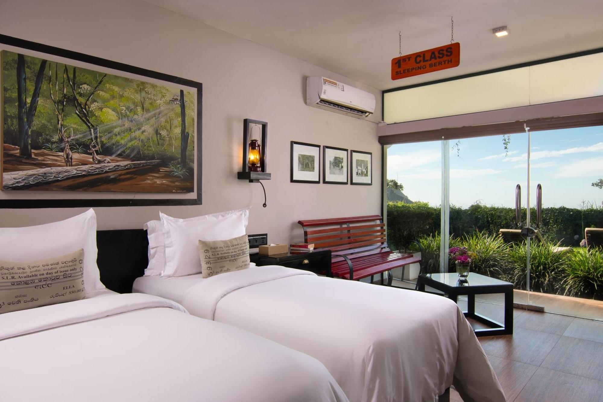 Hotel Ekho 4*
